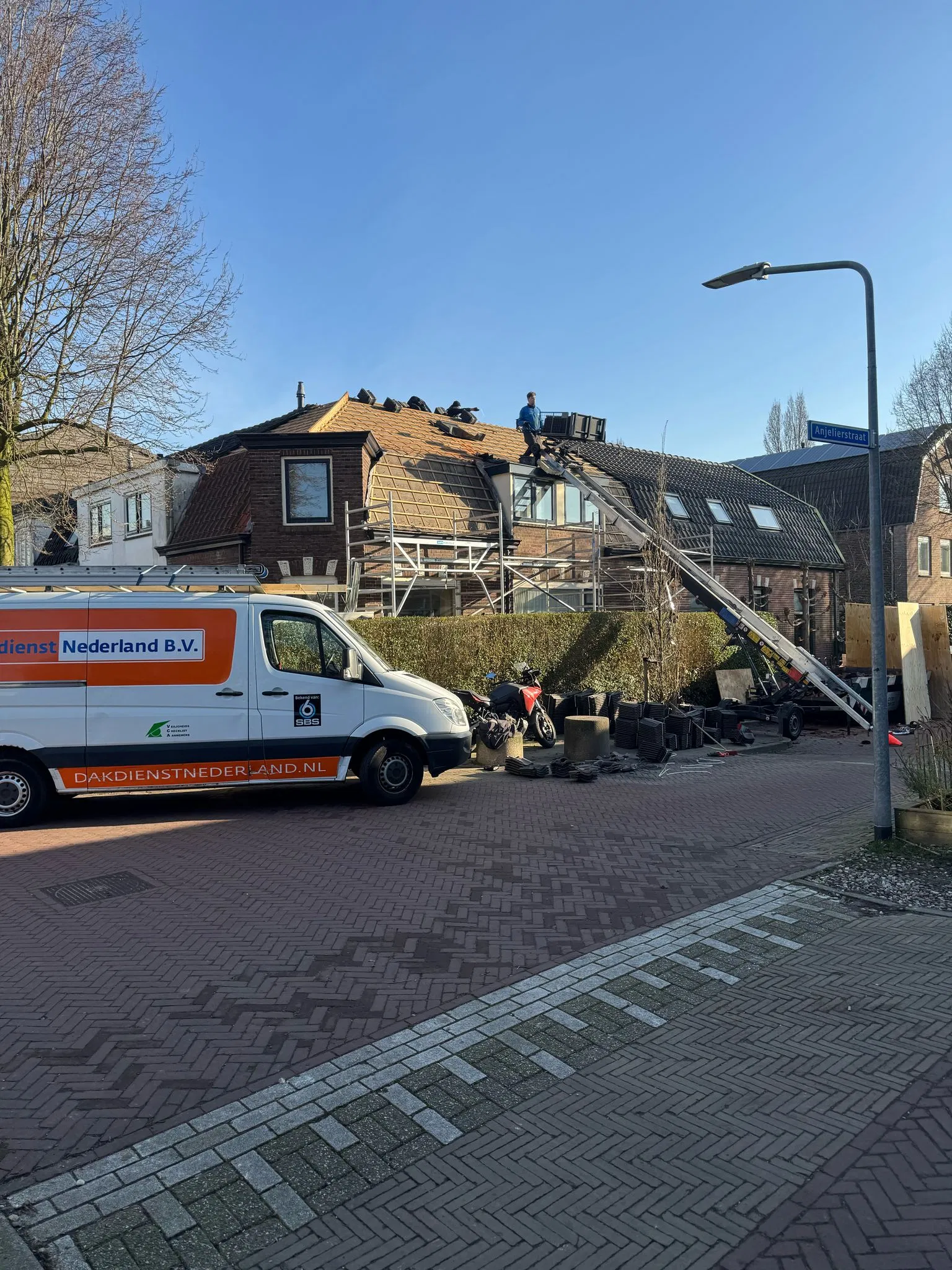 dakdienst nederland werkbus